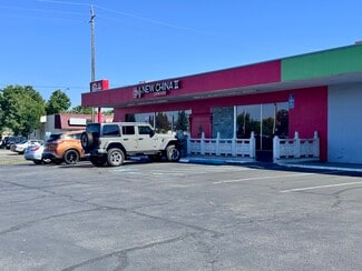 Plus de détails pour 2920-2990 Churn Creek Road, Redding, CA - Commerce de détail à louer