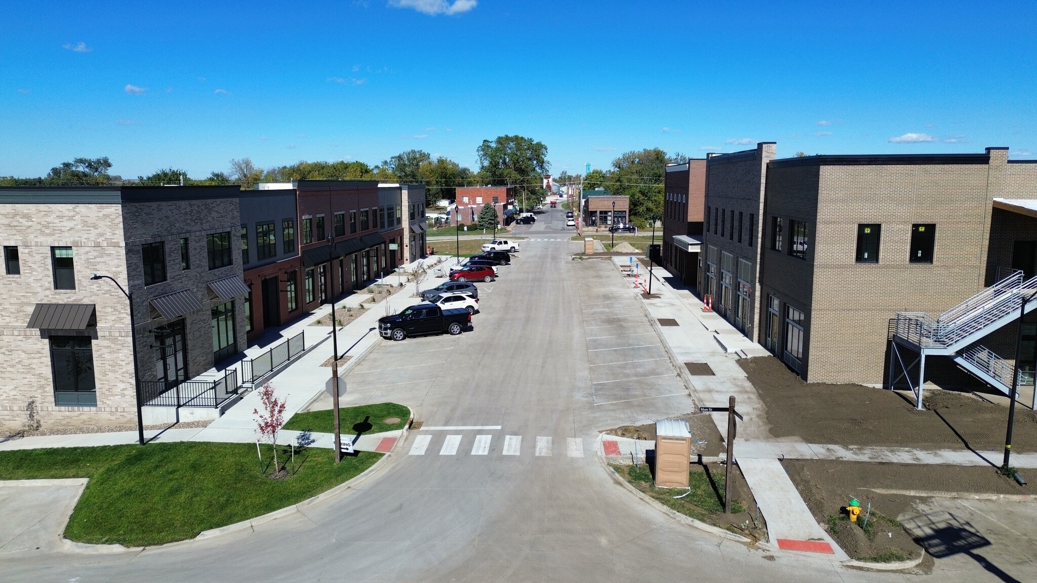 1107 S 44th St, Cumming, IA for lease Primary Photo- Image 1 of 6