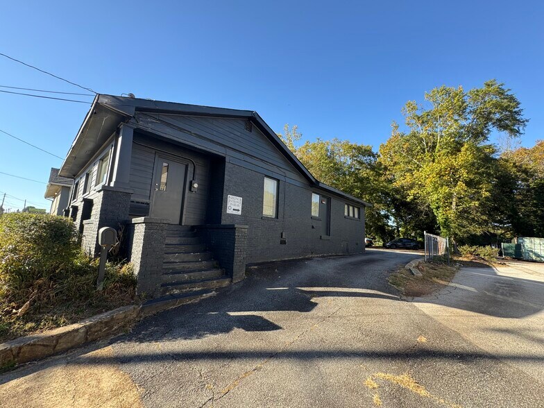 1387 Cleveland Ave, Atlanta, GA à vendre - Photo du bâtiment - Image 2 de 8