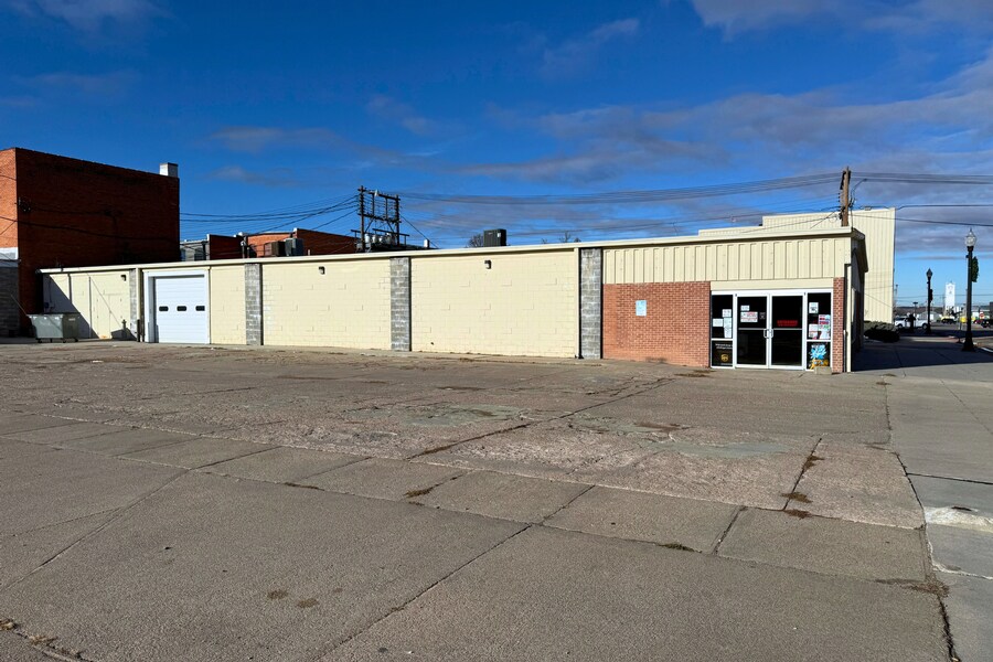237 S 15th St, Ord, NE for sale Primary Photo- Image 1 of 26
