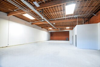 130-148 S Anderson St, Los Angeles, CA for lease Interior Photo- Image 2 of 3