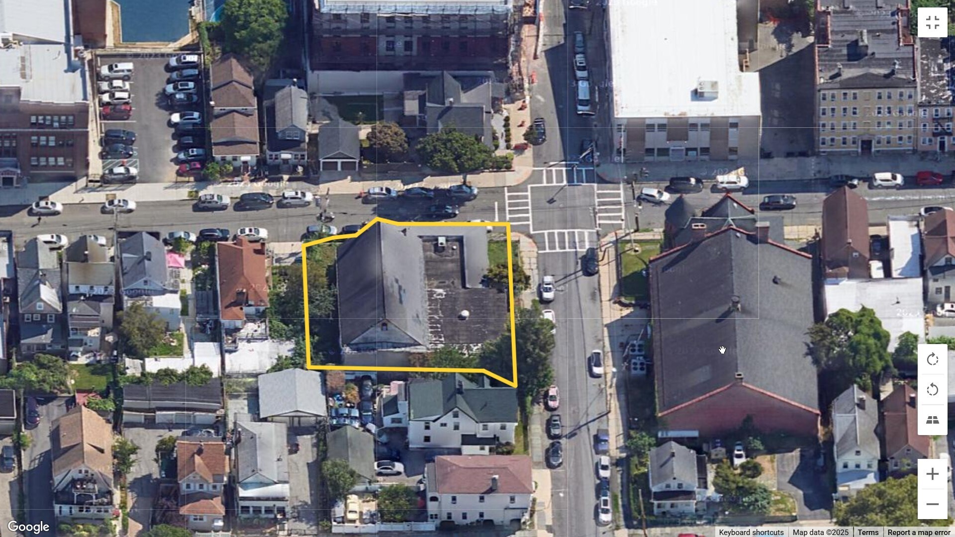 208 N 5th Ave, Mount Vernon, NY à vendre Photo du bâtiment- Image 1 de 1