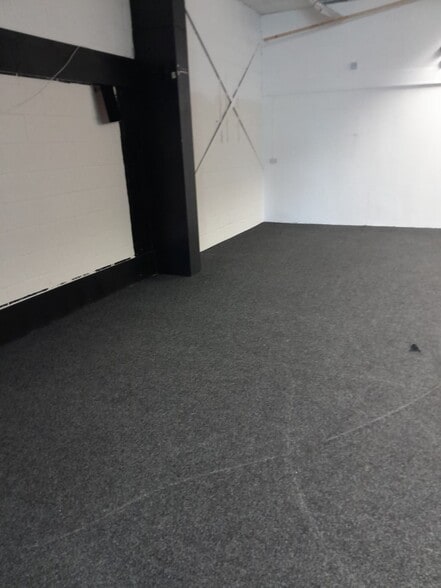 Heol Stanllyd, Llanelli for lease - Building Photo - Image 3 of 5