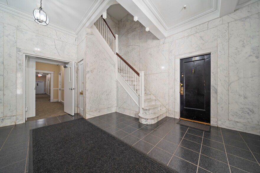 74 Fenway, Boston, MA à vendre - Photo du bâtiment - Image 3 de 4