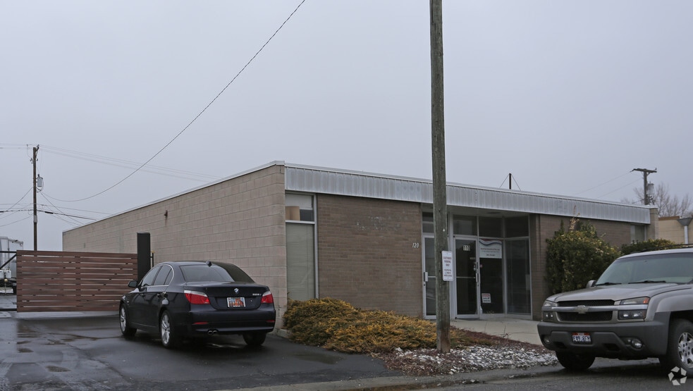 110-120 W 2950 S, Salt Lake City, UT for lease - Building Photo - Image 2 of 2