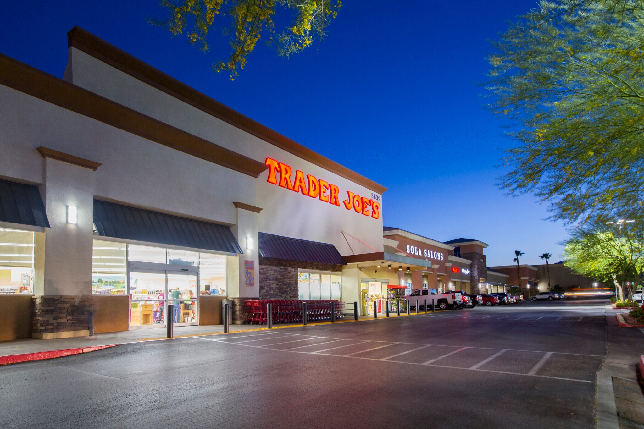 5635-5655 Centennial Center Blvd, Las Vegas, NV for sale Building Photo- Image 1 of 1