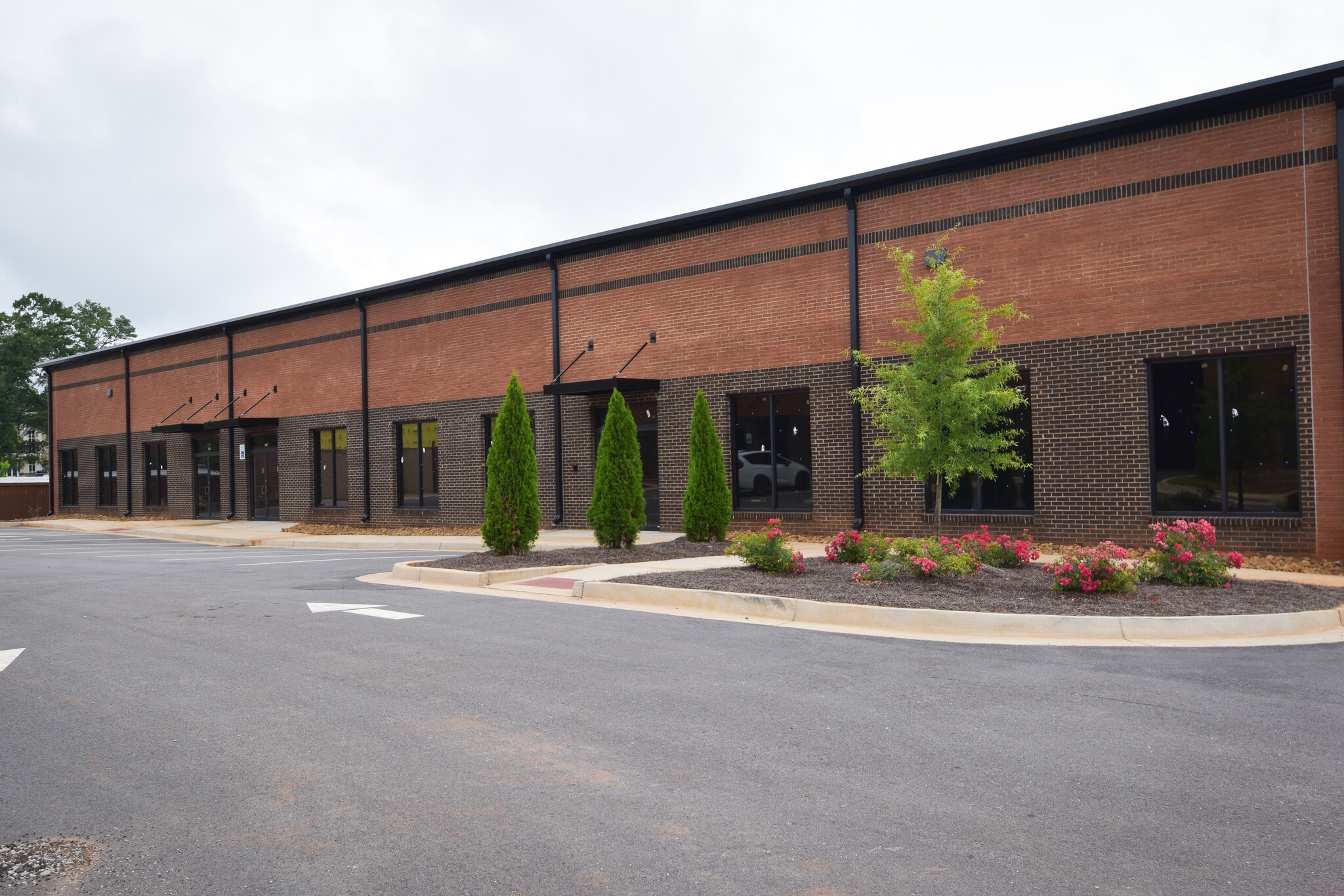 1001 Moreland Dr, Watkinsville, GA for lease Building Photo- Image 1 of 8