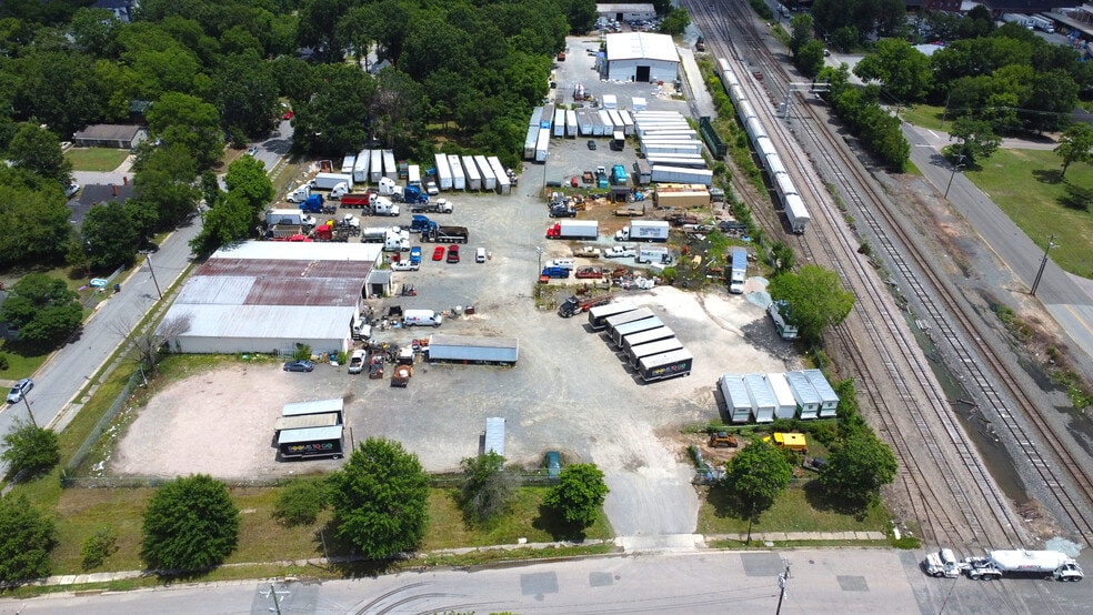 311 S Plum St, Durham, NC for lease - Building Photo - Image 2 of 4