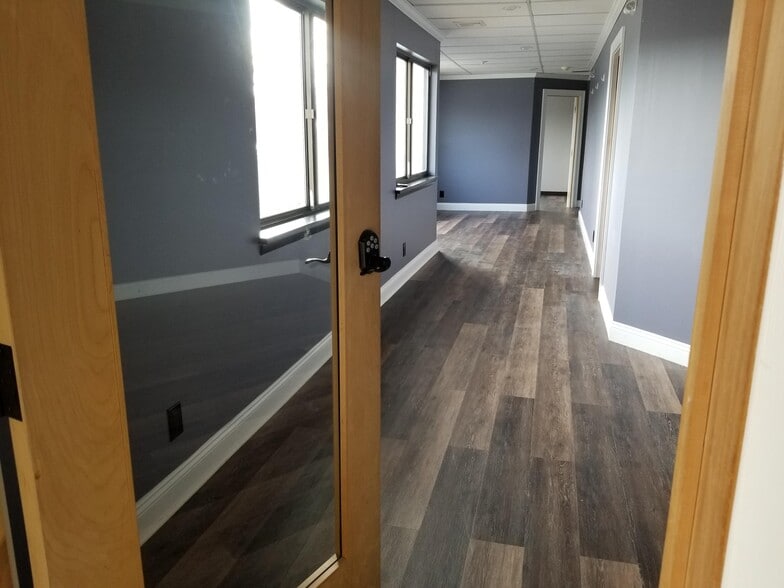 51 Sugar Hollow Rd, Danbury, CT à louer - Photo intérieure - Image 2 de 10