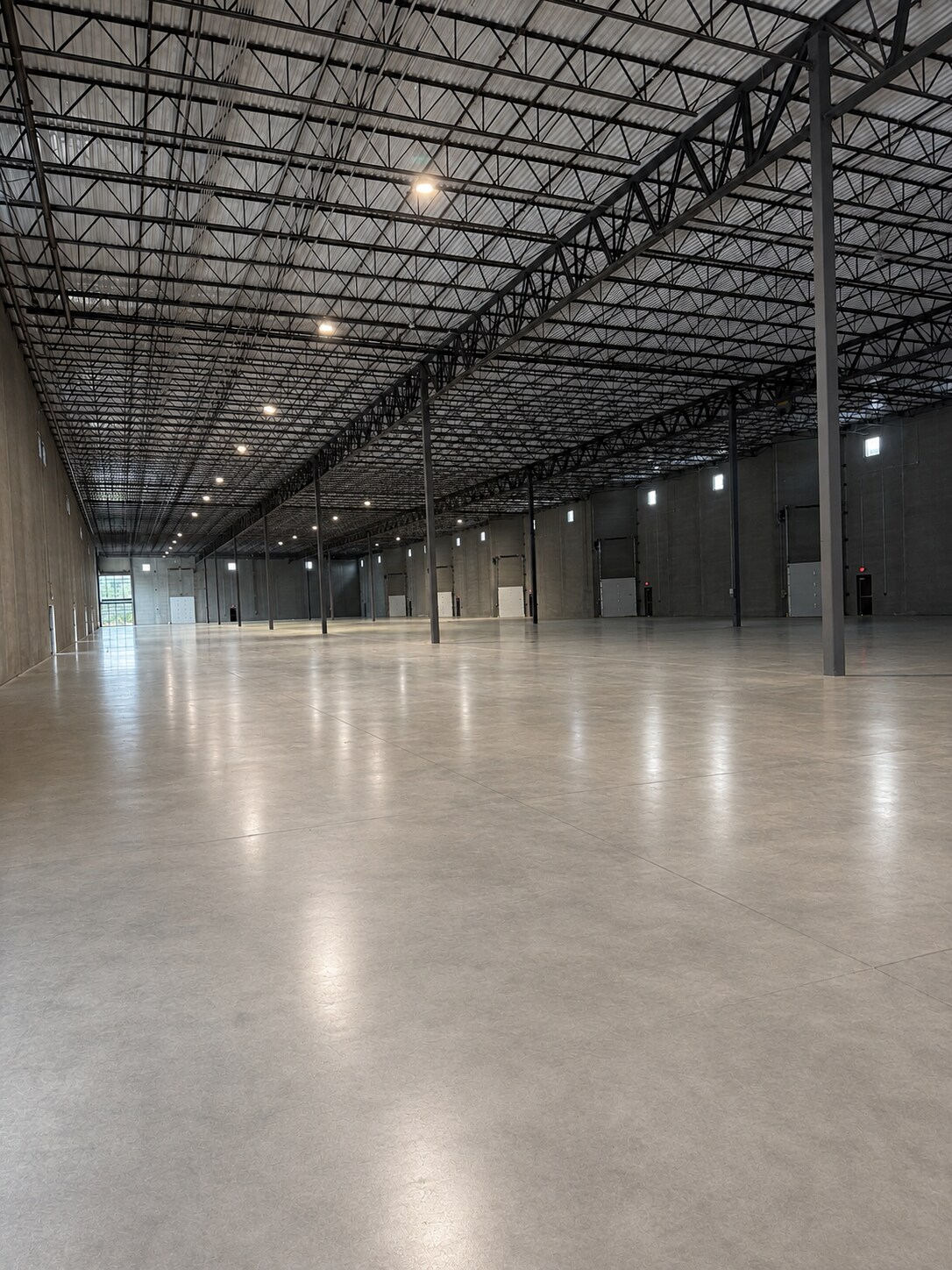11 Royal, Flemington, NJ for lease Interior Photo- Image 1 of 1