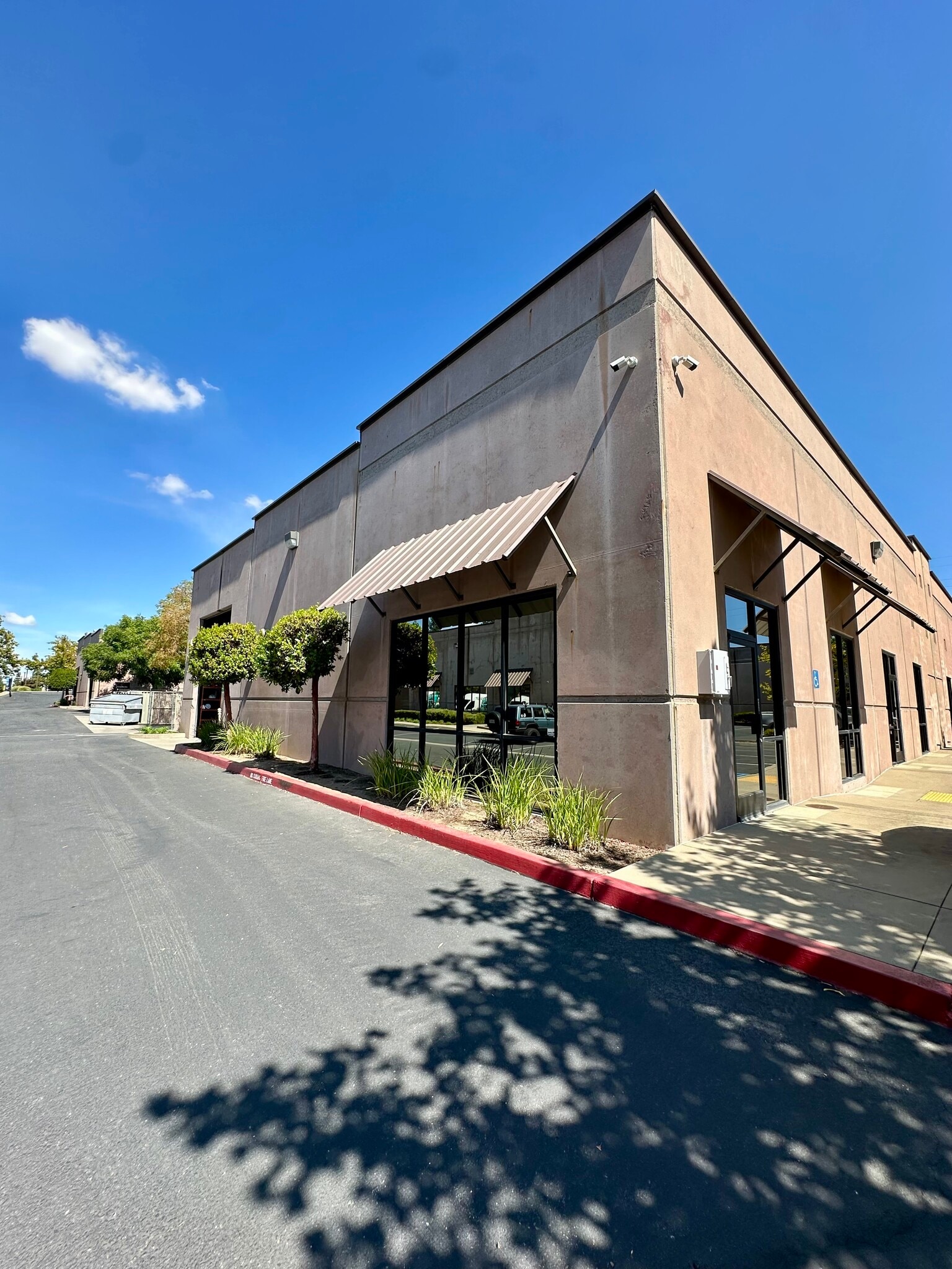 1013 Nichols Dr, Rocklin, CA for lease Building Photo- Image 1 of 10
