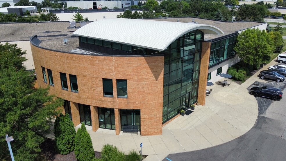 12000 Exit 5 Pky, Fishers, IN for sale - Building Photo - Image 2 of 21