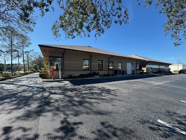 5405-5415 Park St N, Saint Petersburg, FL à louer - Photo du bâtiment - Image 2 de 6
