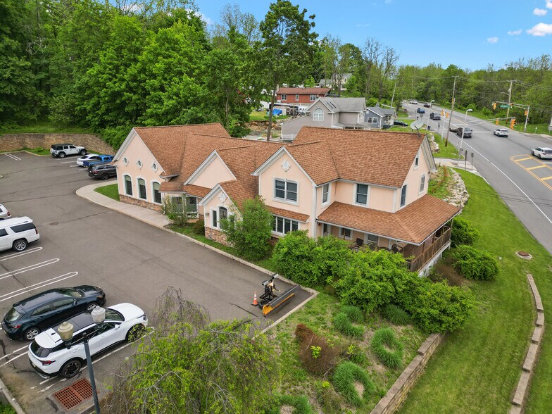 137 Rutherford Ave, Franklin, NJ à louer - Photo du bâtiment - Image 1 de 38