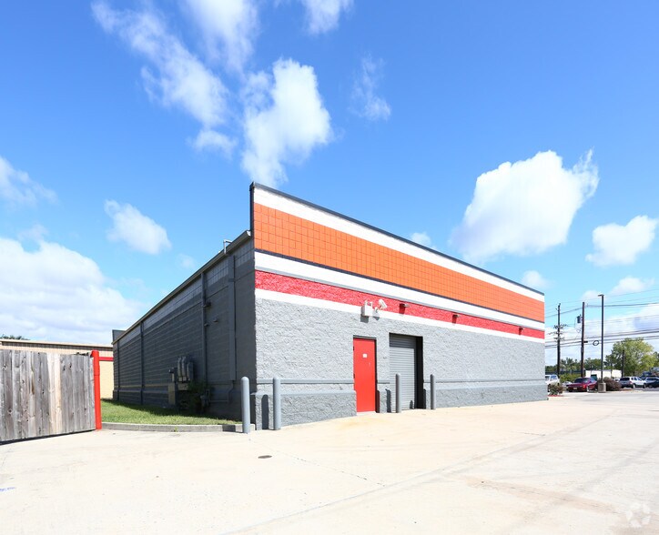 2643 Mt Ephraim Ave, Camden, NJ à vendre - Photo du bâtiment - Image 2 de 3