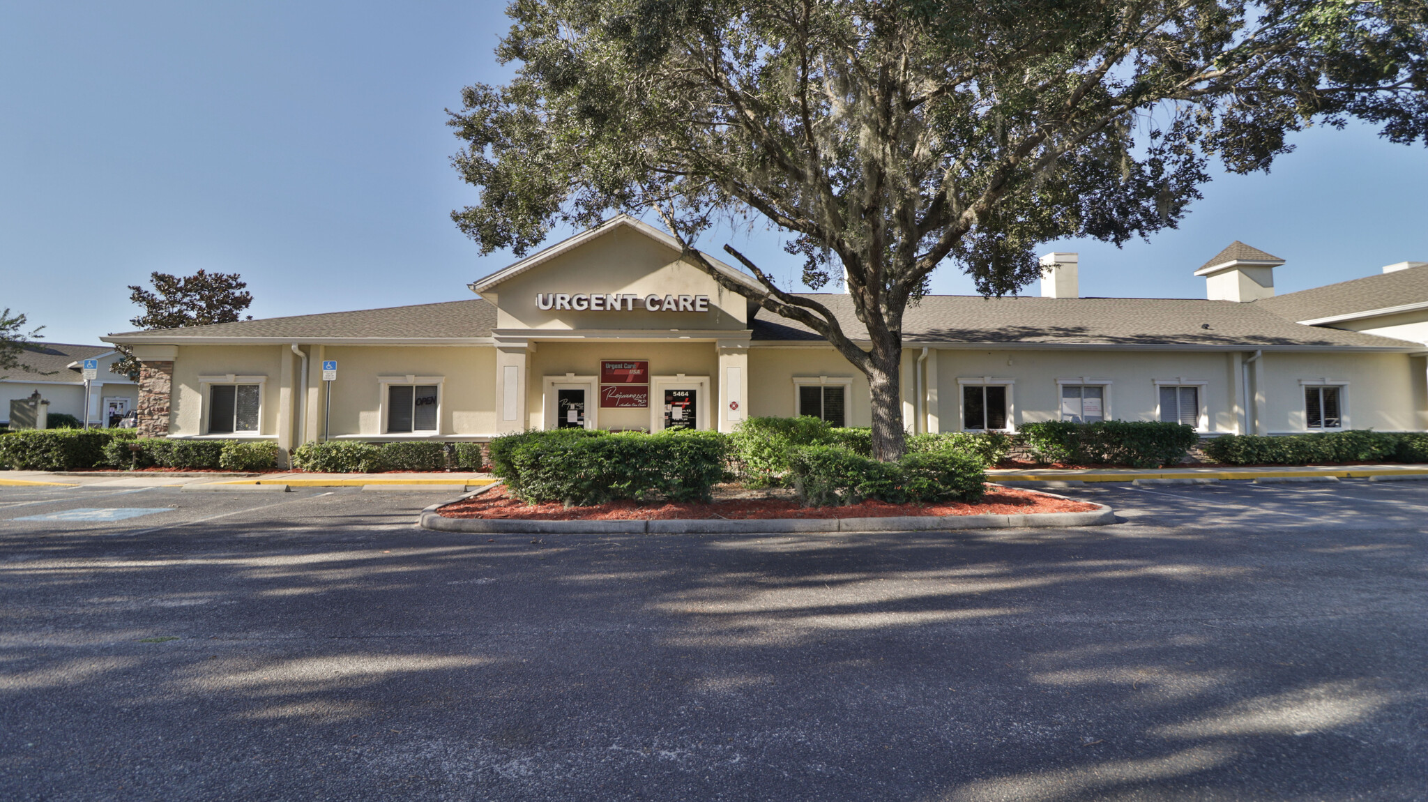 5464 Lithia Pinecrest Rd, Lithia, FL for sale Building Photo- Image 1 of 1