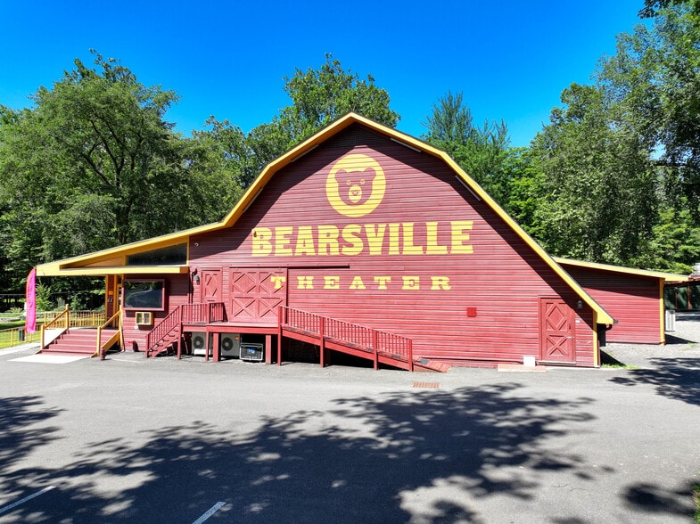 291 Tinker St, Woodstock, NY for sale - Building Photo - Image 2 of 25