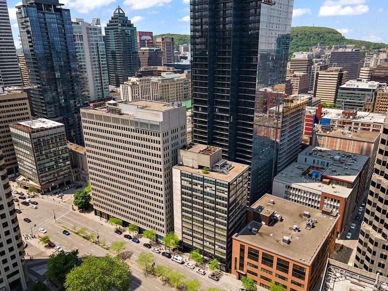 501-505 Boul René-Lévesque O, Montréal, QC à louer - Photo du bâtiment - Image 2 de 23