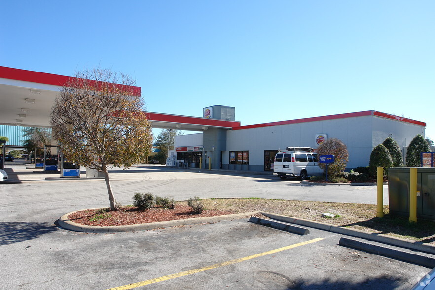 1622 N US Highway 1, Ormond Beach, FL for lease - Primary Photo - Image 1 of 2