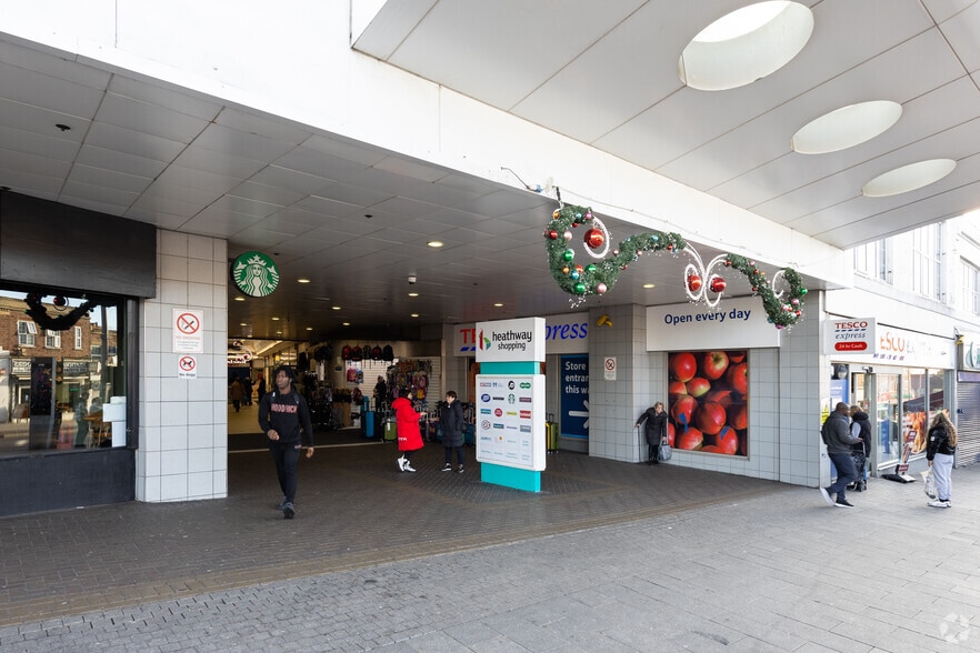 Heathway, Dagenham for lease - Building Photo - Image 2 of 2