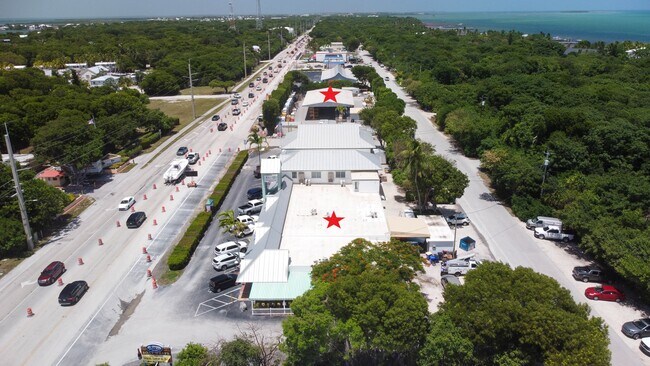 Plus de détails pour 88521 Overseas hwy, Islamorada, FL - Commerce de détail à vendre