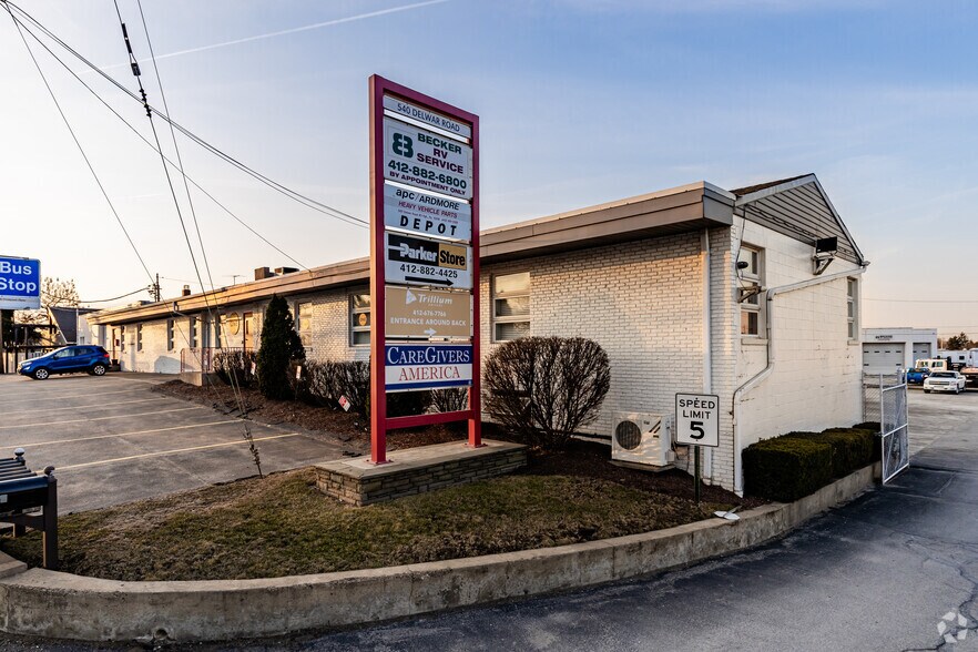 540 Delwar Rd, Pittsburgh, PA à louer - Photo principale - Image 1 de 7