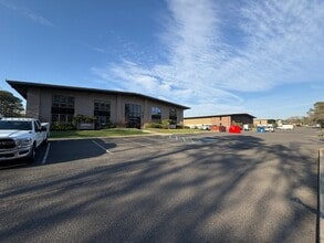 5146 W Hurley Pond Rd, Wall Township, NJ for lease Interior Photo- Image 1 of 8