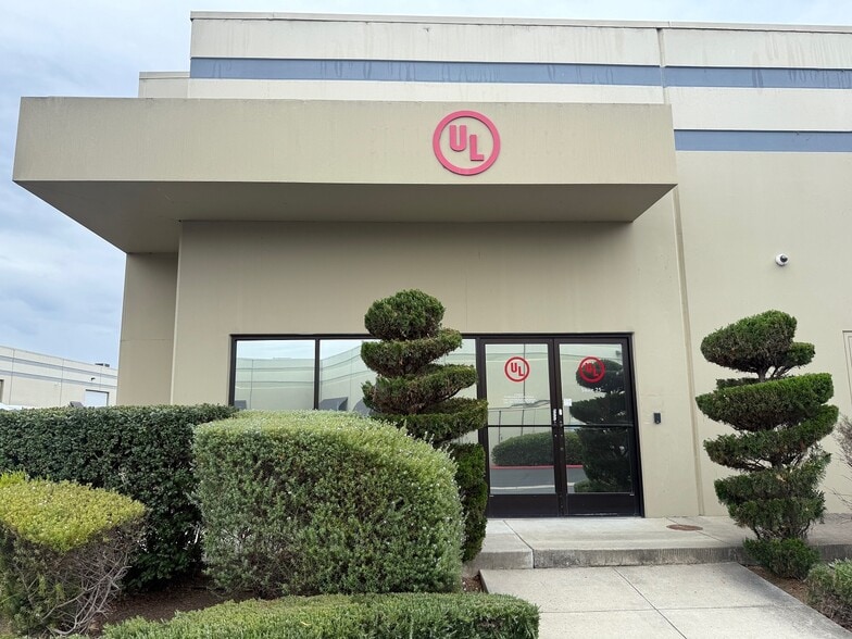 709 Fiero Ln, San Luis Obispo, CA for lease - Building Photo - Image 1 of 9