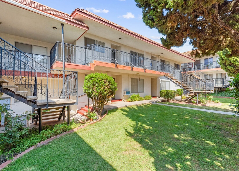 950 Walnut, La Habra, CA for sale - Building Photo - Image 3 of 10