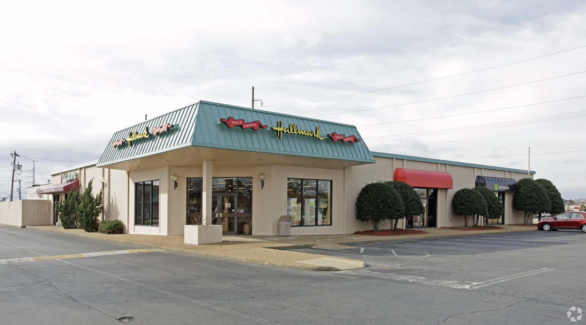 1637-1641 Hilltop West Shopping Ctr, Virginia Beach, VA for lease Primary Photo- Image 1 of 5