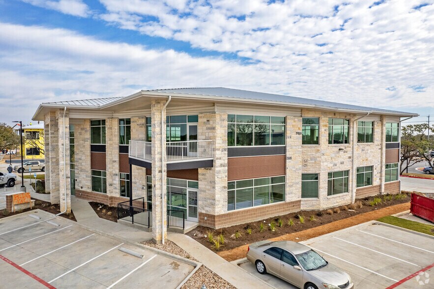 7710 N FM 620 Rd, Austin, TX à vendre - Photo du bâtiment - Image 3 de 14