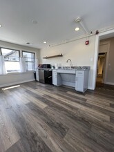 543-561 Lincoln Ave, Winnetka, IL for lease Interior Photo- Image 1 of 6