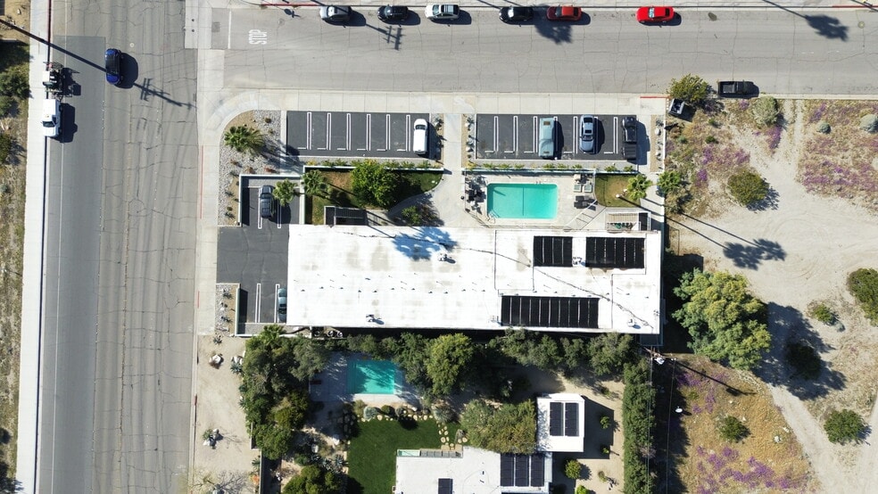 2303 N Indian Canyon Dr, Palm Springs, CA for sale - Building Photo - Image 2 of 17