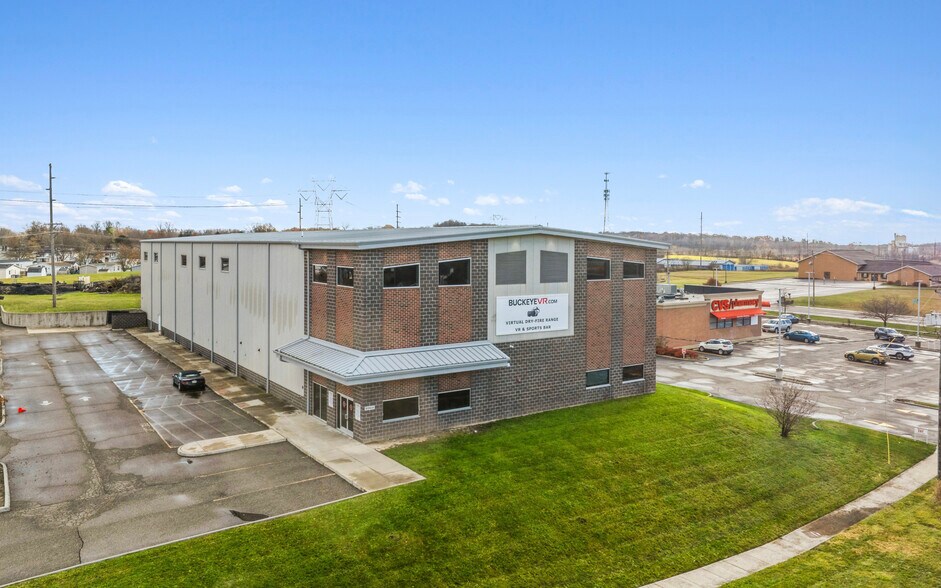 9960 St Rt 43, Streetsboro, OH à vendre - Photo du bâtiment - Image 3 de 35