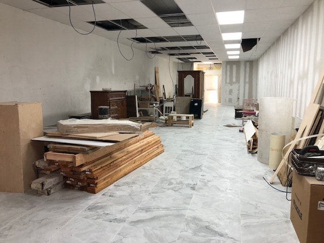 84 School St, Glen Cove, NY à louer Photo intérieure- Image 1 de 4