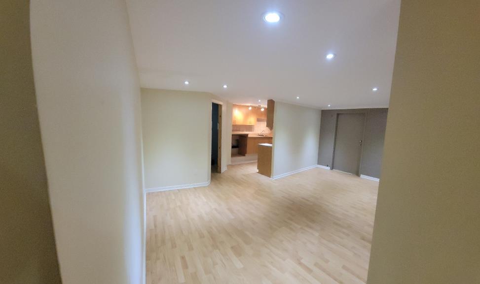 24-30 Rue Saint-Eustache, Saint-eustache, QC à vendre - Photo du bâtiment - Image 3 de 5