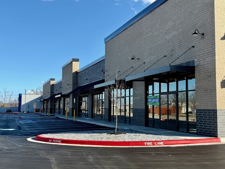 184 South Maestri Road, Tontitown, AR for lease - Building Photo - Image 2 of 6