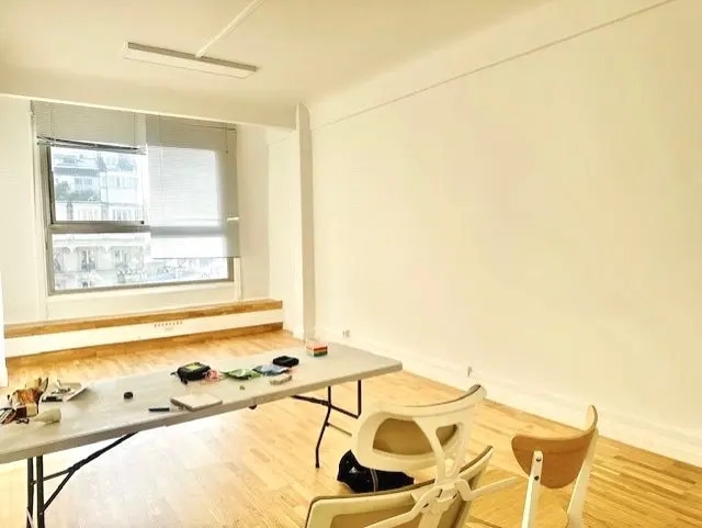 94 Rue Saint-Lazare, Paris à louer Photo principale- Image 1 de 32