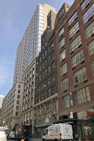 More details for 323-325 W 37th St, New York, NY - Office/Retail for Lease