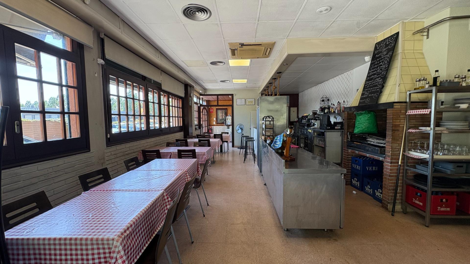 Commerce de détail dans La Roca del Vallès, Barcelona à louer Photo intérieure- Image 1 de 4