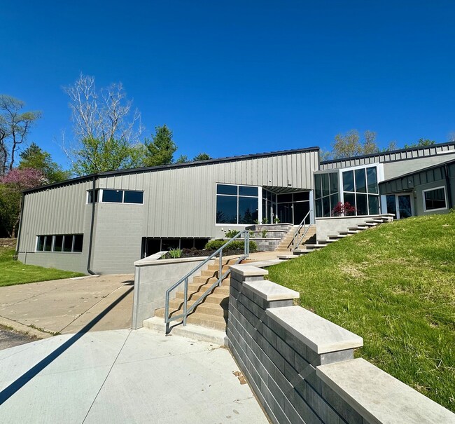 More details for 3600 Auburn Rd, Rochester Hills, MI - Office for Lease