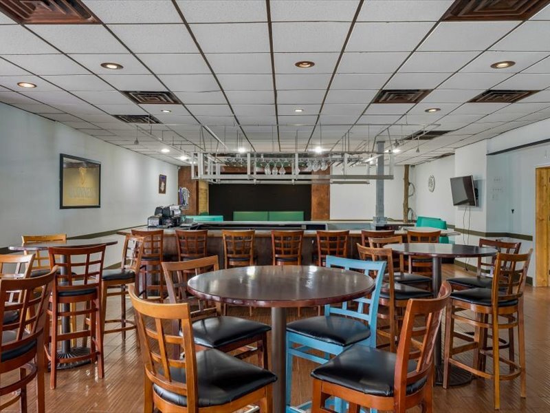 8797 20th St, Vero Beach, FL à louer Photo du bâtiment- Image 1 de 25