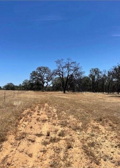 5999 Junkans Rd, Igo, CA à vendre - Photo du bâtiment - Image 1 de 1