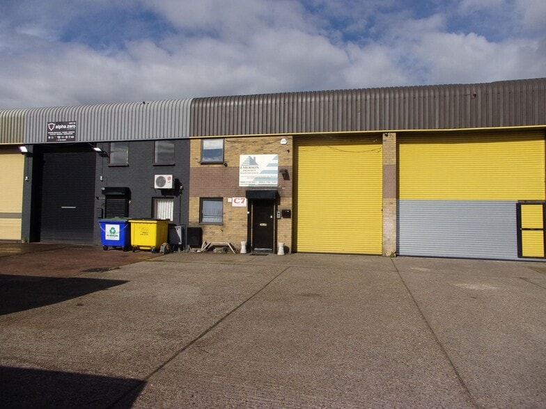 Marsh Way, Rainham for lease - Building Photo - Image 2 of 4
