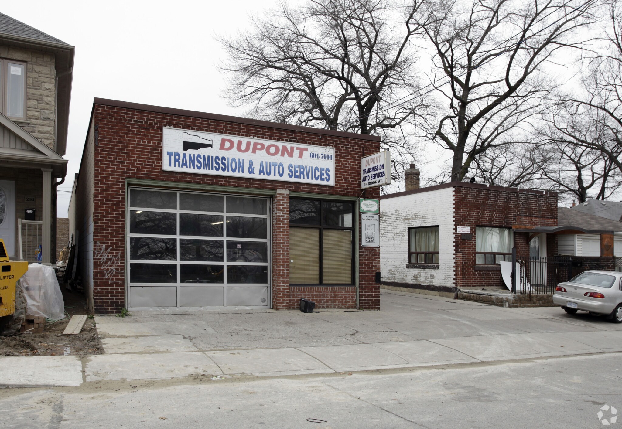 216 Ryding Ave, Toronto, ON à vendre Photo principale- Image 1 de 1