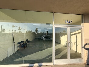 1615-1649 W Chapman Ave, Orange, CA à louer Photo intérieure- Image 1 de 6