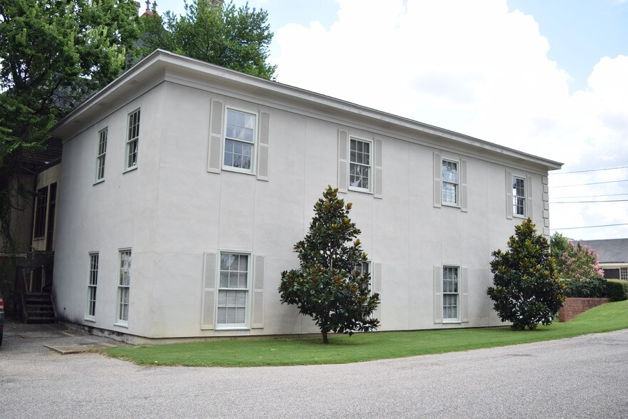 648 S Perry St, Montgomery, AL à louer - Photo du bâtiment - Image 2 de 2