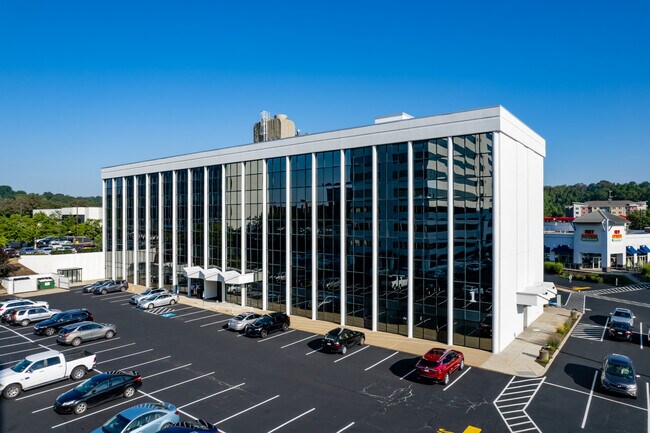 Plus de détails pour 201 Penn Center Blvd, Pittsburgh, PA - Coworking à louer