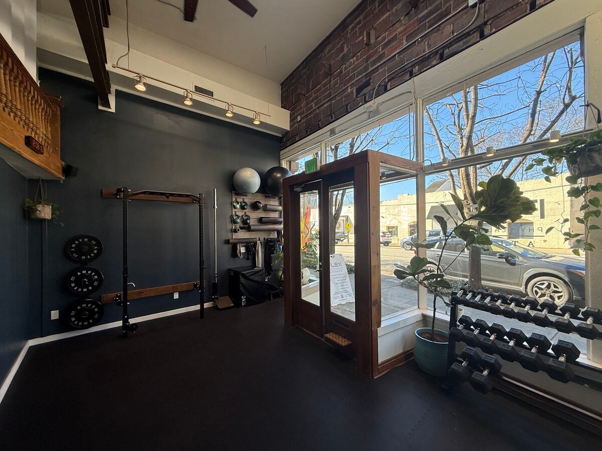 1033 Monroe Dr, Atlanta, GA 30306 - Unit 1033 -  - Interior Photo - Image 1 of 21