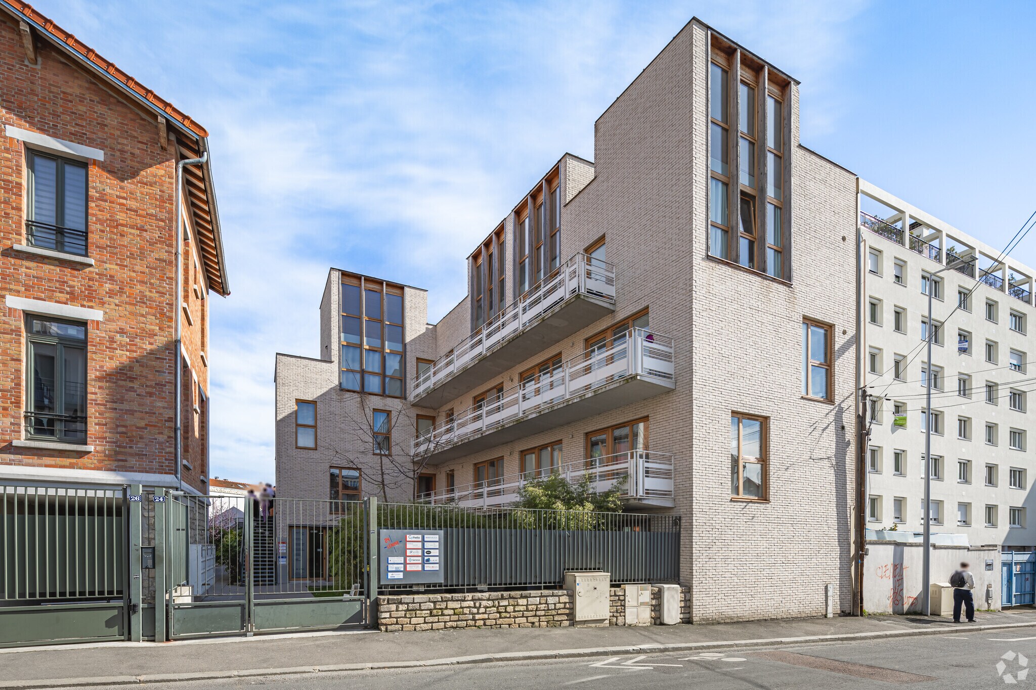 24-26 Avenue Vladimir Ilitch Lenine, Arcueil for lease Primary Photo- Image 1 of 22